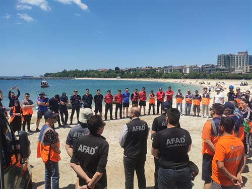 8 Haziran Marmara Denizi Gününü Gönüllülerimizle Kutladık